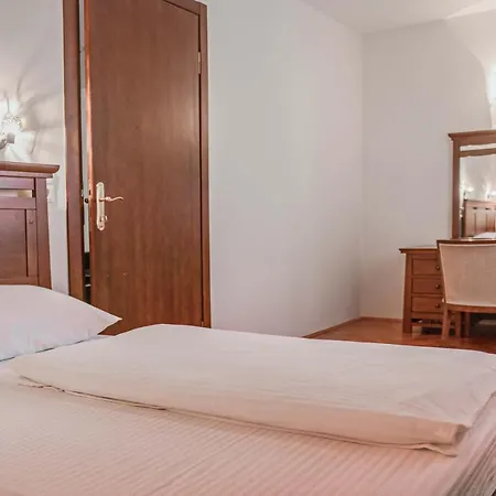 Pahuljica 4* Власич