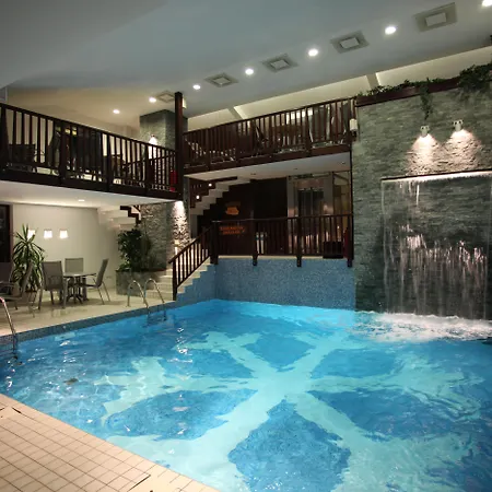 ホテル Pahuljica ヴラシチ