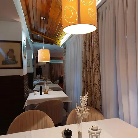 Pahuljica 4* Власич